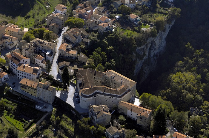 Pazin